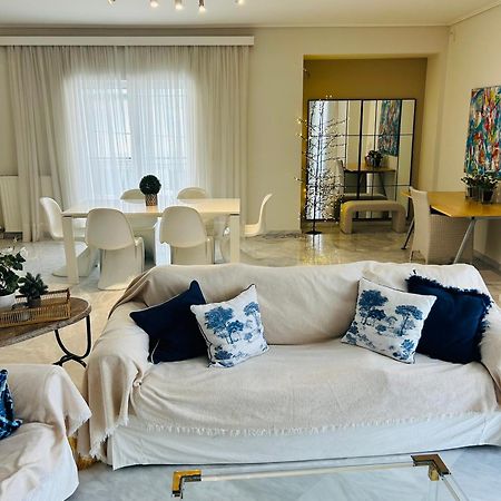 Kaliroon Seaside Apartment Kalamata Bagian luar foto